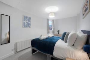 NEW! 4BR in Spencer street