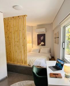 Cozy Studio Steps from Stavros Niarchos Park