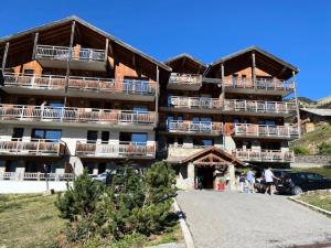 Résidence Les Airelles - appartement plein sud, parking couvert - 50m des pistes MAE-9783