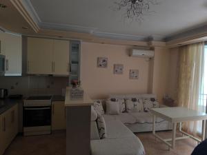 Coastal Harmony Apartment