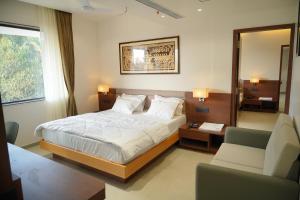 Nayaks Sujay - Experience the Divine Comfort