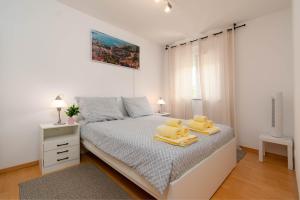 Apartment Sofia with Balcony - 55m2 - 1 KM to the Sea