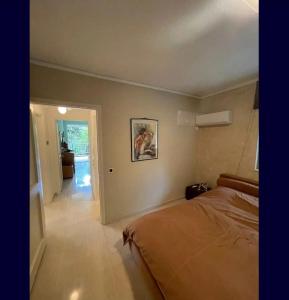 Vouliagmeni Seaside Retreat