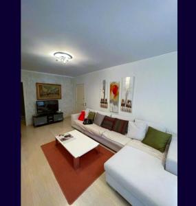 Vouliagmeni Seaside Retreat