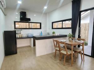 Island Stays - Boutique Private Rooms