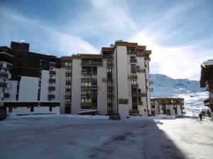 Résidence Hauts De Chaviere - Val Thorens location: bel appartement de 53 m2 traversant, confortable et calme de 53 m2, bien situ MAE-9037