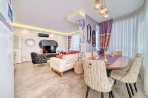 SA Apartments! 2BR Flat 100m to Cleopatra Beach