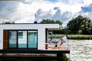 KranichNest Uferhaus - Schwimmhaus am Bodden Ostsee