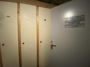 Résidence Cimes De Caron - VAL THORENS location: studio cabine avec vue sud magnifique MAE-9084