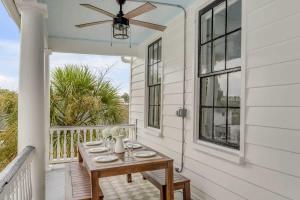 Spacious Large 4bd with Outdoor Dining near King
