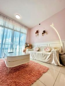 Pink Teddy Home Cute & Cozy 6-7 Pax