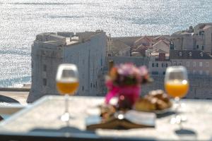Sea View and Private Terrace