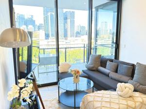 Prime 2BR Location Pool Parking BCT 1004