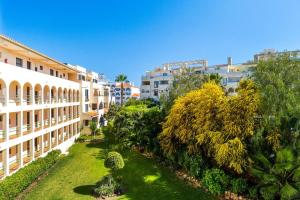 Poente - Beautiful family and pool apartment