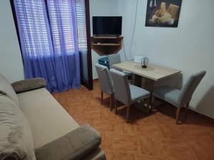 Apartments Ivo