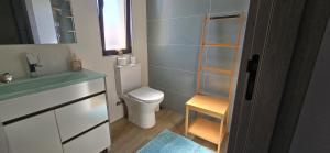 Apartment near the beach, with pool