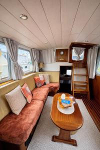 Houseboat cosy et Atypique à Rouen Le Zimon