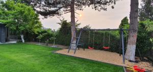 Ruhiges Apartment mit Garten & Terrasse, Parkplatz