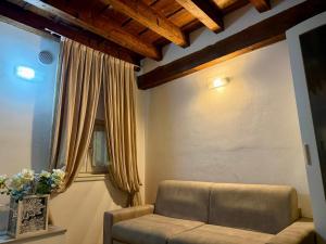 San Bernardino 8 - Immobili e Soluzioni Rent