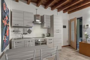 San Bernardino 8 - Immobili e Soluzioni Rent