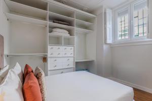 Stunning River View 3BR near Alfama - Renovated