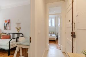 Stunning River View 3BR near Alfama - Renovated