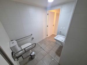 Cozy 1BR Oasis in Stgo Centro Steps to Metro