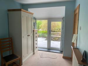 Garth Engan B&B with private lounge