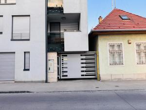 Central Seven Apartman