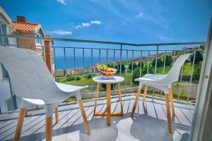 Savana Desert View Apartment - Ocean View & Free Parking