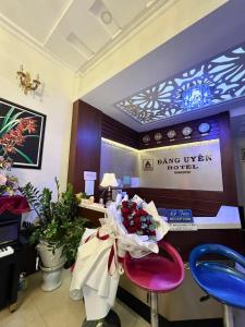 Khách Sạn Đăng Uyên - D65