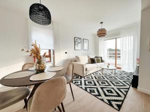 Precioso apartamento con piscina y vistas