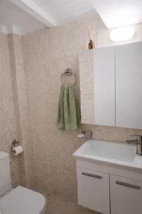 Fedras cozy apartment in Roda beach