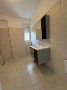 Apartments jozef rana e hedhun shengjin