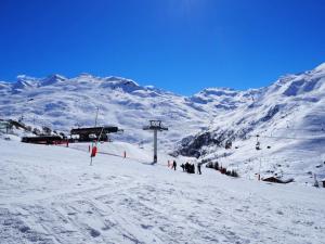 Résidence Soldanelles A - Appartement spacieux · Proche des pistes · Parking inclus MAE-0374