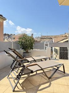Casa Afrodite Old Town Corfu Duplex with Private Roof Terrace next to St Spyridon