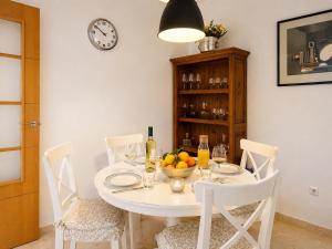 Benalmadena Spacious Apartment with Private Garden Pool and BBQ - Magnolia Properties