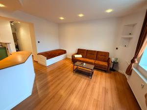 Prime Location Apartment near Stadium & Downtown