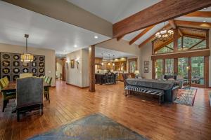 56426 Trailmere Circle