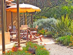 Casa dos Sonhos, private terrace, quiet location, walking to village, ecological pool, pets considered, nature friendly