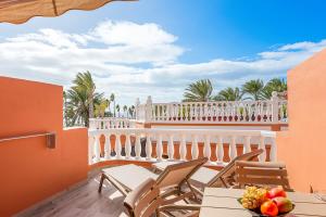 Tenerife Royal Gardens - frontline -heated pool