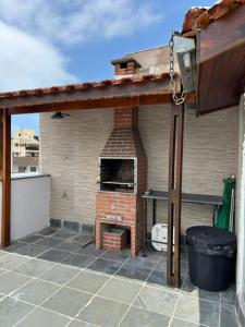 Apartamento duplex-300 metros da Praia da Enseada