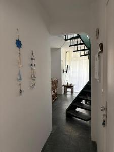 Apartamento duplex-300 metros da Praia da Enseada