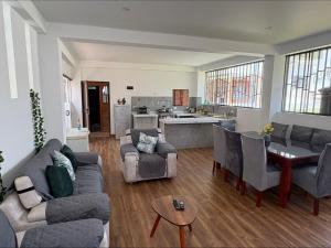 Casa Familiar Santa Rosa