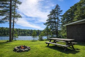 Cozy Lakefront Cabin 16 on Big Basswood Lake