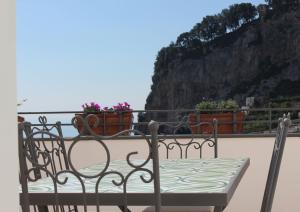 Casa La Fontana terrazzo vista mare Amalfi Pogerola