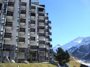 Résidence Hauts De Val - Appartement lumineux Centre station Terrasse MAE-7523