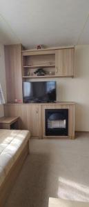 3 Bed caravan sleeps 8