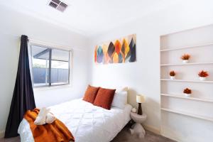 5BR - The Boulevarde Miranda - Parking