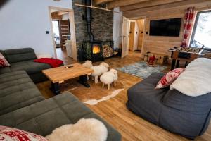 Chata Tri ovečky - s krbom a terasou , Martinské hole